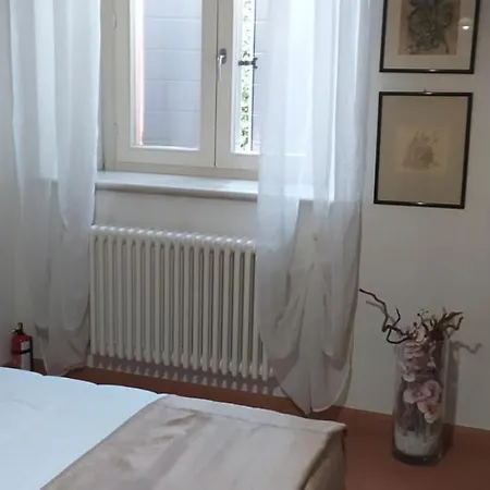 Esther 住宿加早餐酒店 马拉内罗