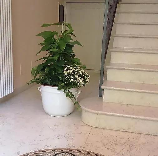 Bed and Breakfast Esther Μαρανέλλο