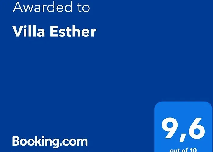 Esther 4*